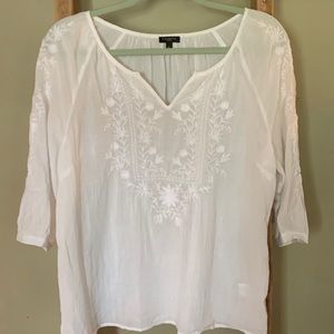 Talbots embroidered Peasant blouse